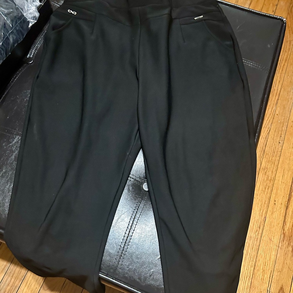 Woman's Black Pants